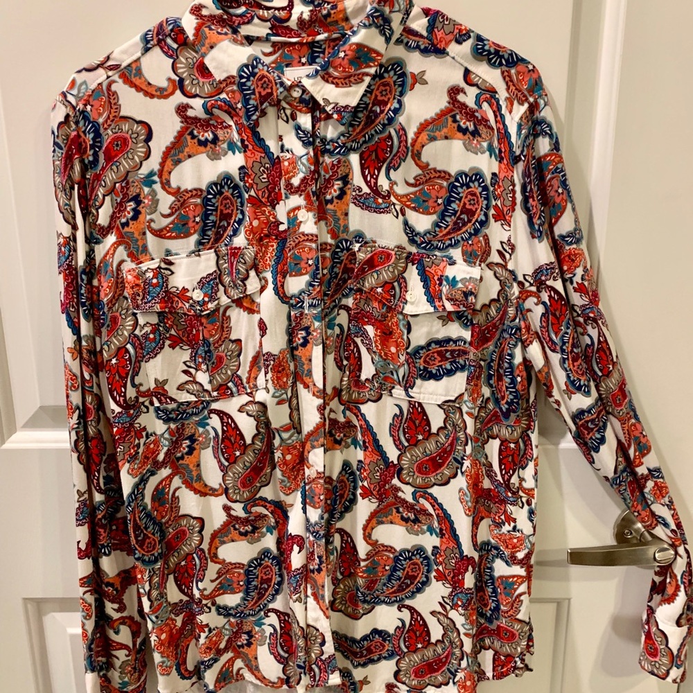 Beautiful paisley button-down shirt